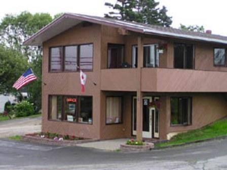 יארמות Voyageur Motel מראה חיצוני תמונה